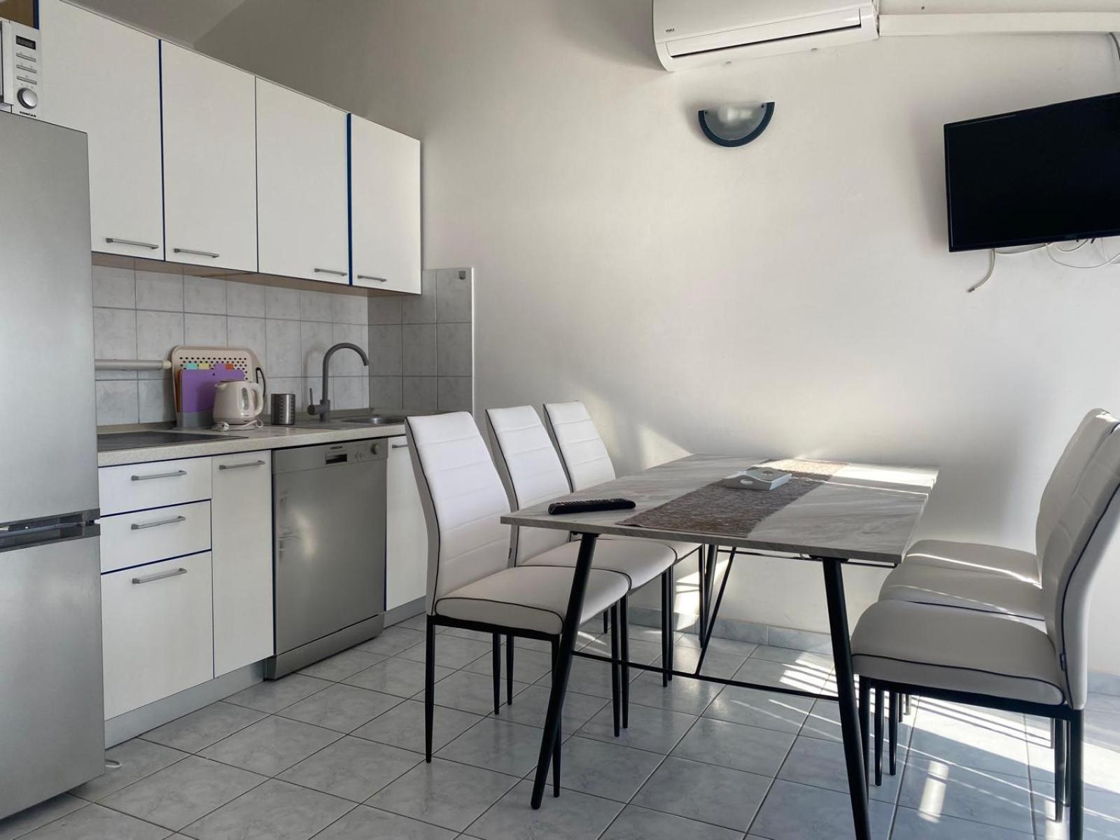 Villa Ante Apartments Blace Room photo